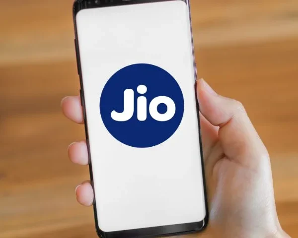 Reliance Jio ₹8,888 Home Broadband Plan Offers Attractive Benefits